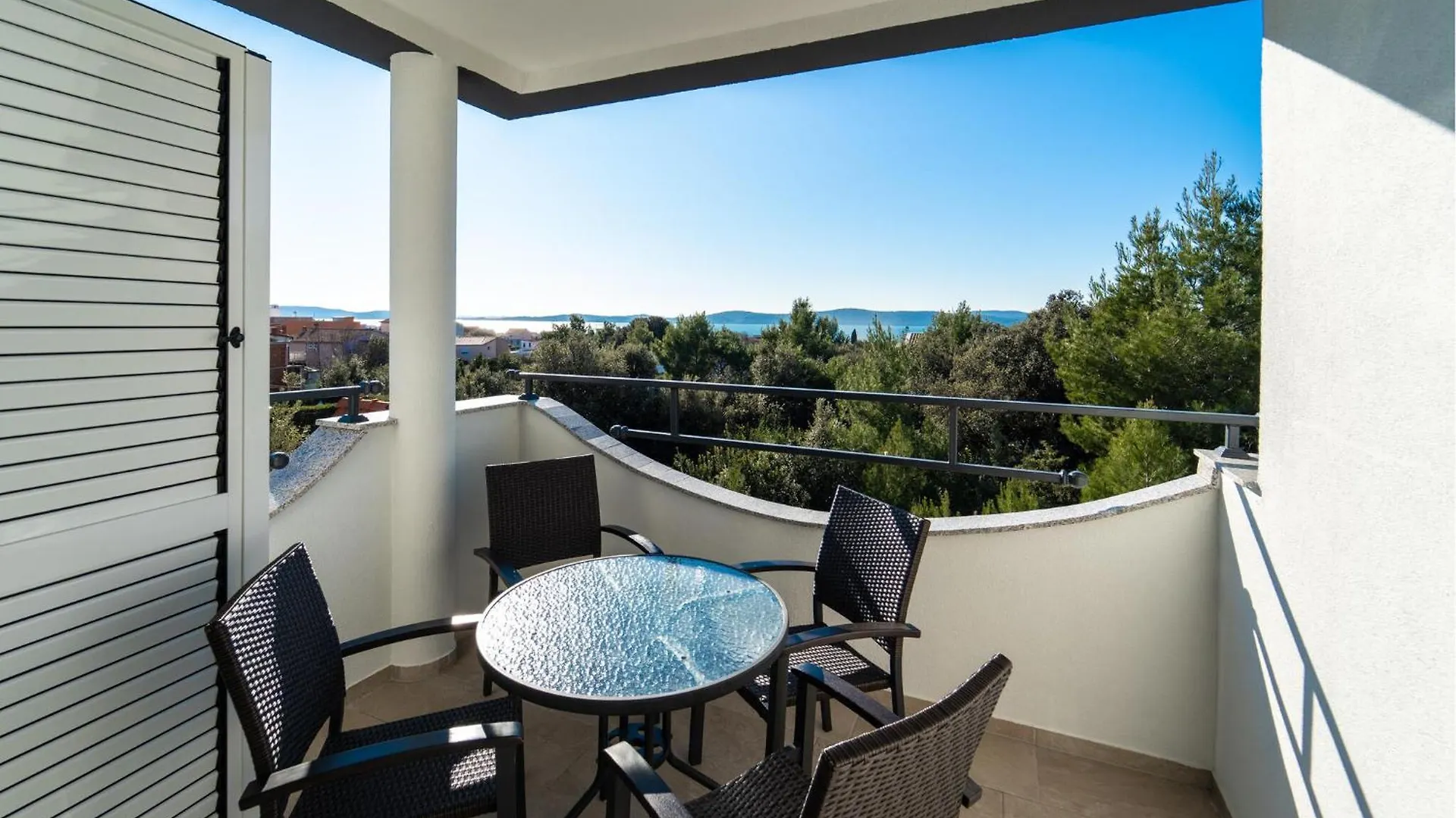 Beautiful Apartment In Bibinje With Wifi